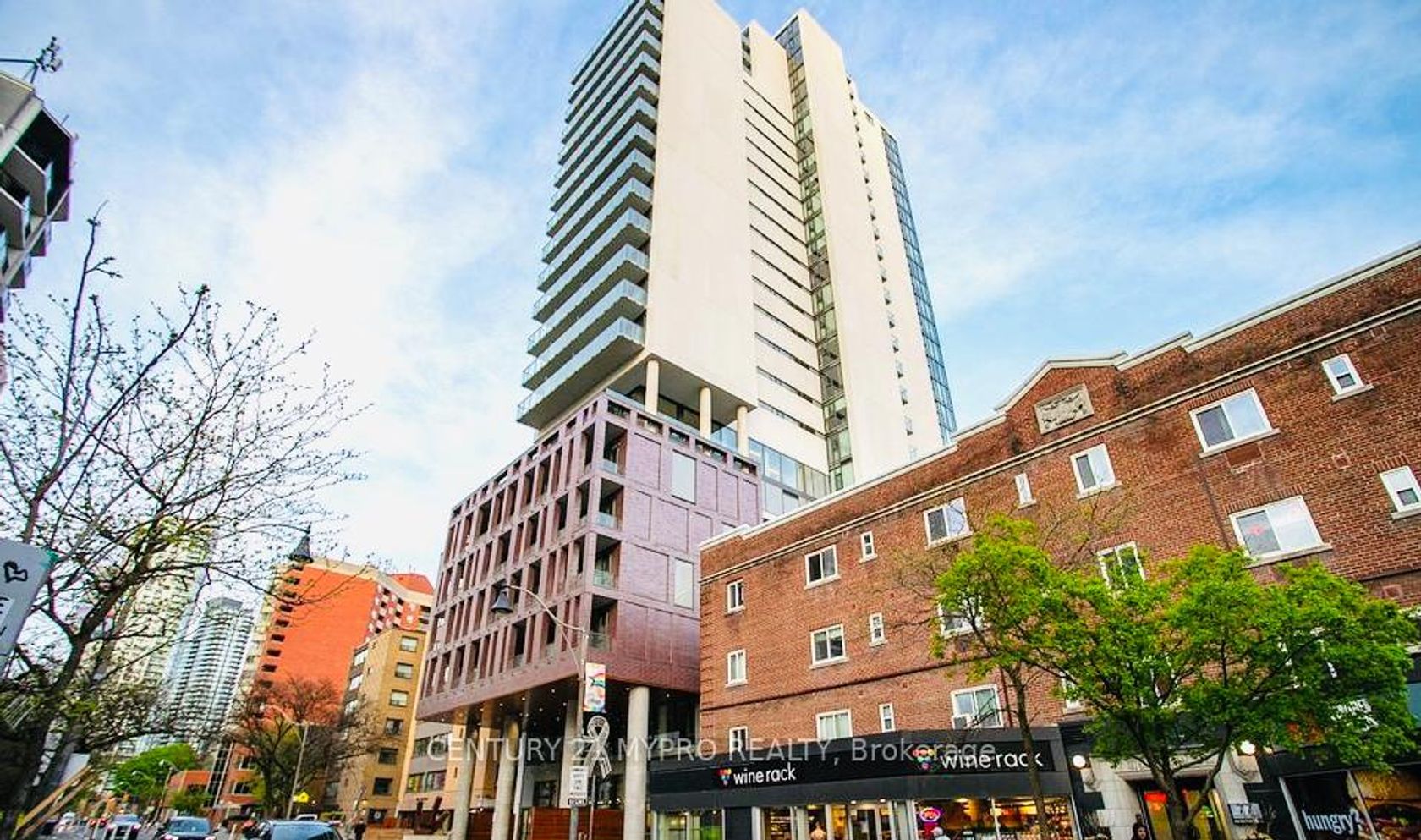 1906 - 81 Wellesley Street, Yonge Corridor, Toronto photo number 2 1906 - 81 Wellesley Street, Yonge Corridor, Toronto photo number 2