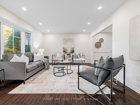 Photo 5 at 93 Mayvern Crescent, North Richvale, Richmond Hill