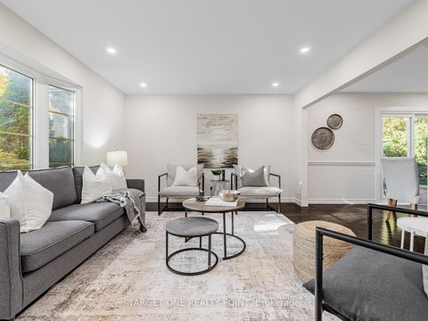 Photo 12 at 93 Mayvern Crescent, North Richvale, Richmond Hill