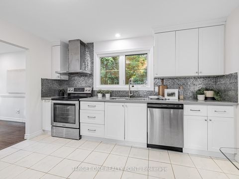 Photo 16 at 93 Mayvern Crescent, North Richvale, Richmond Hill