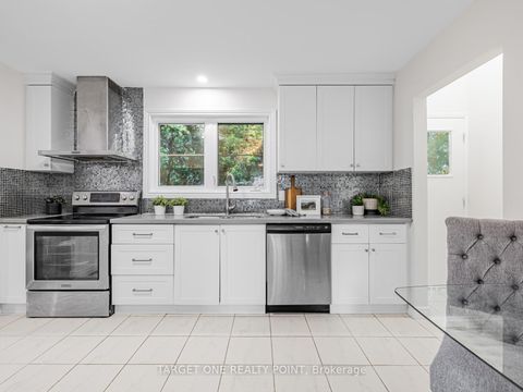 Photo 17 at 93 Mayvern Crescent, North Richvale, Richmond Hill