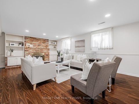 Photo 26 at 93 Mayvern Crescent, North Richvale, Richmond Hill