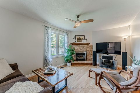 Photo 10 at 222 Bishop Drive, Ardagh, Barrie