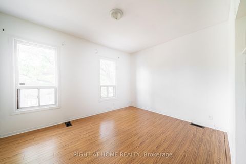 Photo 5 at 1059 Bathurst Street, Annex, Toronto