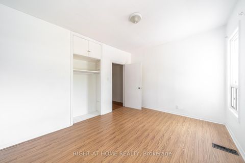 Photo 6 at 1059 Bathurst Street, Annex, Toronto