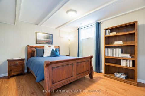 Photo 27 at 27 Ottaway Avenue, Wellington, Barrie