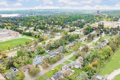 Photo 40 at 27 Ottaway Avenue, Wellington, Barrie