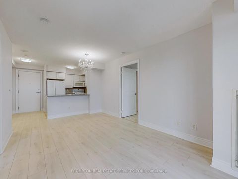 Photo 5 at 2811 - 15 Greenview Avenue, Newtonbrook West, Toronto
