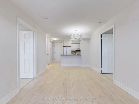 Photo 6 at 2811 - 15 Greenview Avenue, Newtonbrook West, Toronto