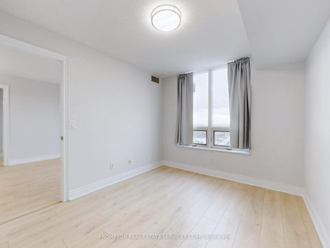 Photo 18 at 2811 - 15 Greenview Avenue, Newtonbrook West, Toronto