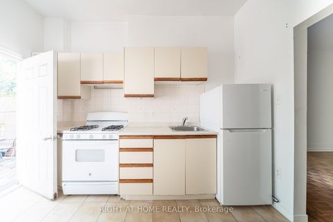 Photo 6 at 1057 Bathurst Street, Annex, Toronto