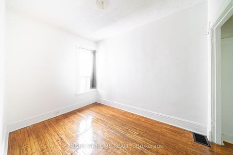 Photo 9 at 1057 Bathurst Street, Annex, Toronto