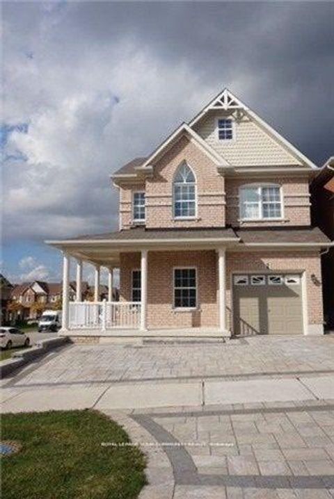 Photo 1 at 2 Herefordshire Crescent, Woodland Hill, Newmarket