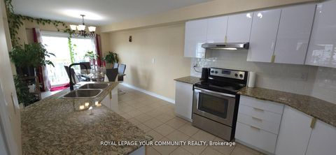 Photo 13 at 2 Herefordshire Crescent, Woodland Hill, Newmarket