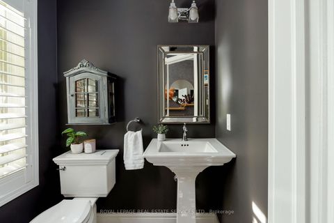 Photo 5 at 2202 Brookhaven Crescent, WM Westmount, Oakville