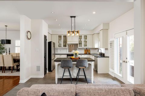 Photo 10 at 2202 Brookhaven Crescent, WM Westmount, Oakville