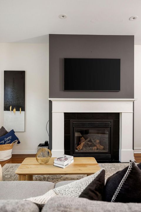 Photo 16 at 2202 Brookhaven Crescent, WM Westmount, Oakville