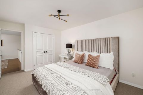 Photo 26 at 2202 Brookhaven Crescent, WM Westmount, Oakville