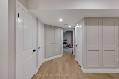 Photo 32 at 2202 Brookhaven Crescent, WM Westmount, Oakville