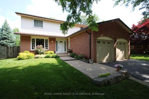Photo 2 at 1303 Henley Place, FA Falgarwood, Oakville