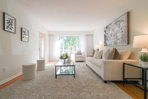 Photo 8 at 1303 Henley Place, FA Falgarwood, Oakville