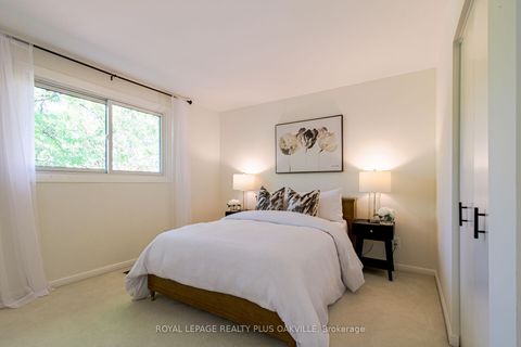 Photo 28 at 1303 Henley Place, FA Falgarwood, Oakville