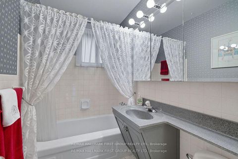 Photo 16 at 6 Windover Drive, Woburn, Toronto