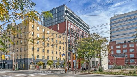 Photo 2 at 201 - 608 Richmond Street W, Waterfront Communities C1, Toronto