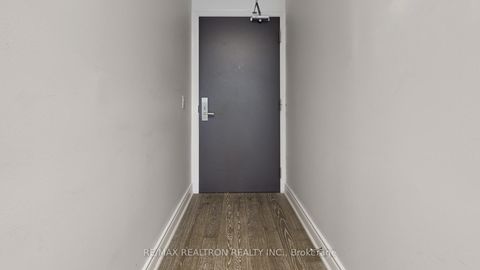 Photo 22 at 201 - 608 Richmond Street W, Waterfront Communities C1, Toronto