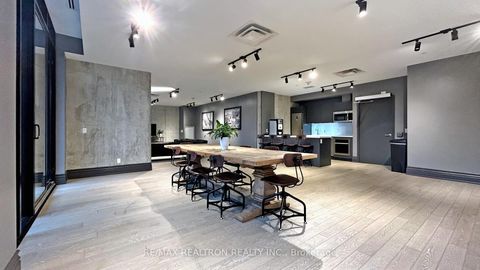 Photo 32 at 201 - 608 Richmond Street W, Waterfront Communities C1, Toronto
