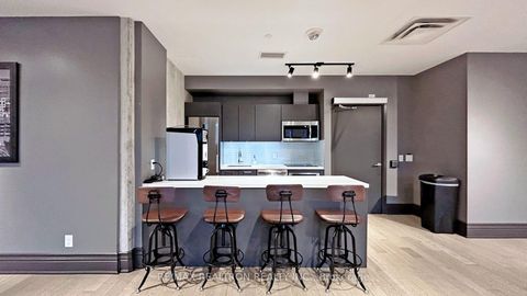 Photo 34 at 201 - 608 Richmond Street W, Waterfront Communities C1, Toronto