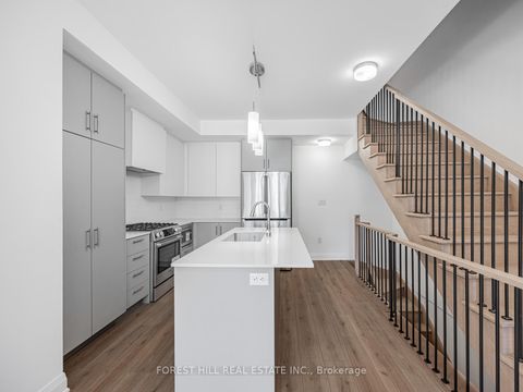 Photo 9 at 52 Burleigh Mews, Uplands, Vaughan