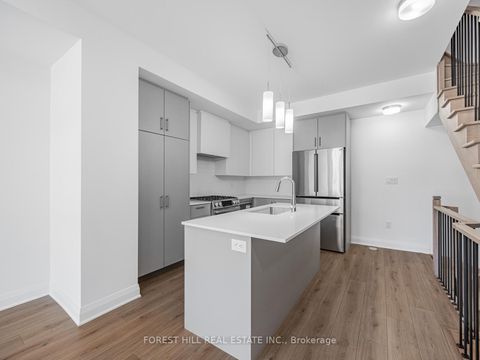 Photo 10 at 52 Burleigh Mews, Uplands, Vaughan