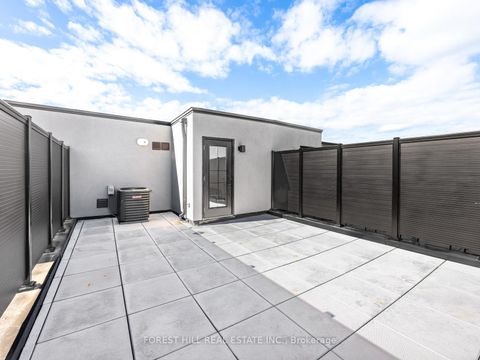Photo 30 at 52 Burleigh Mews, Uplands, Vaughan