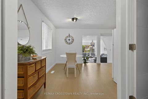 Photo 11 at 37 Seymour Crescent, Holly, Barrie