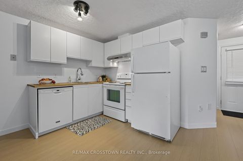 Photo 14 at 37 Seymour Crescent, Holly, Barrie