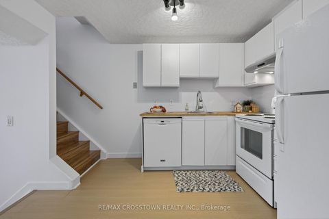 Photo 15 at 37 Seymour Crescent, Holly, Barrie