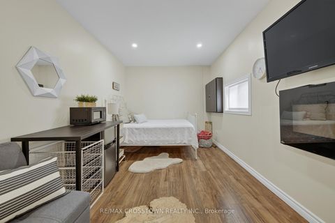 Photo 20 at 37 Seymour Crescent, Holly, Barrie