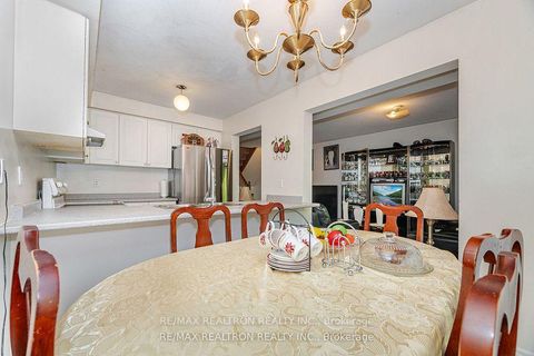 Photo 13 at 40 Skelding Court, West Hill, Toronto