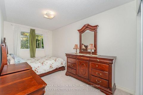Photo 21 at 40 Skelding Court, West Hill, Toronto