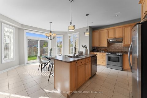 Photo 8 at 598 Fossil Hill Road, Vellore Village, Vaughan