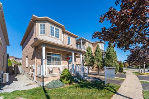 Photo 4 at 264 America Avenue, Vellore Village, Vaughan