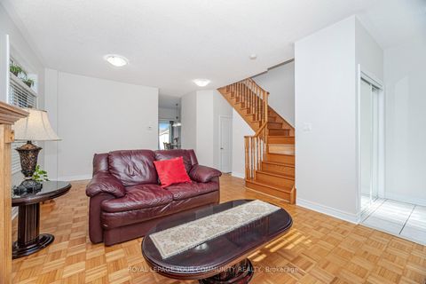 Photo 10 at 264 America Avenue, Vellore Village, Vaughan
