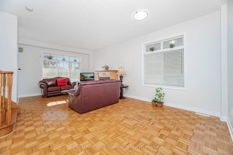 Photo 11 at 264 America Avenue, Vellore Village, Vaughan