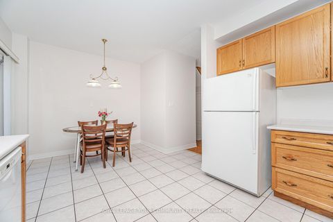 Photo 15 at 264 America Avenue, Vellore Village, Vaughan