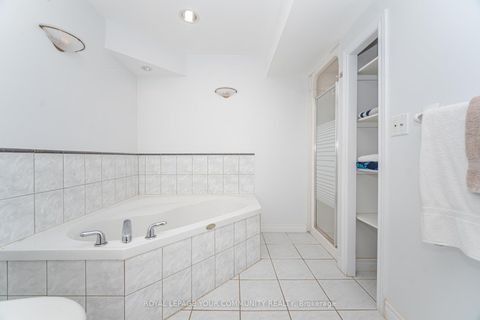 Photo 29 at 264 America Avenue, Vellore Village, Vaughan