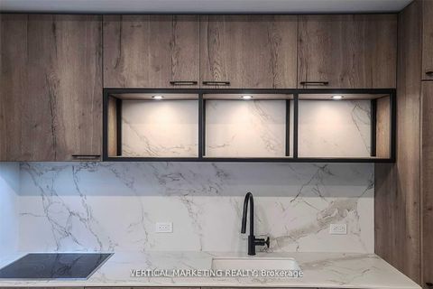 Photo 14 at 815 - 505 Richmond Street W, Bellwoods, Toronto