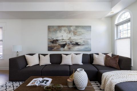 Photo 4 at 29 - 140 Broadview Avenue, South Riverdale, Toronto