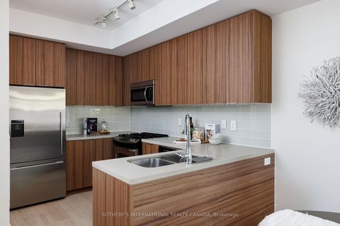 Photo 11 at 29 - 140 Broadview Avenue, South Riverdale, Toronto