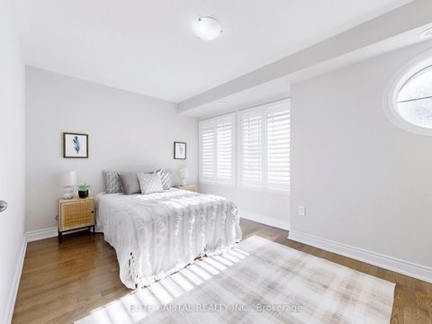 Photo 11 at 31 - 1331 Major Mackenzie Drive, Patterson, Vaughan